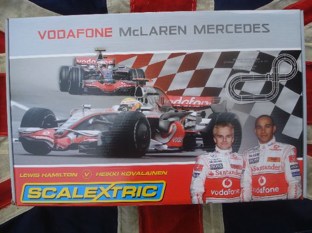 ScaleXtric C1240  Vodafone McLaren Mercedes